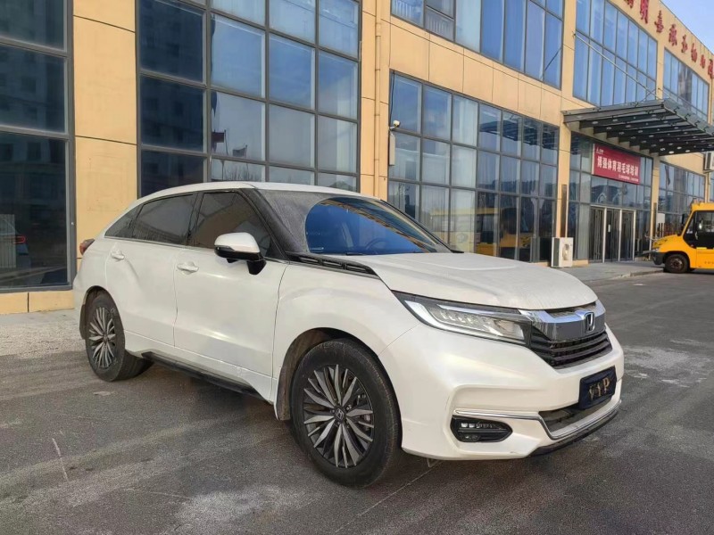 青岛22年本田冠道3