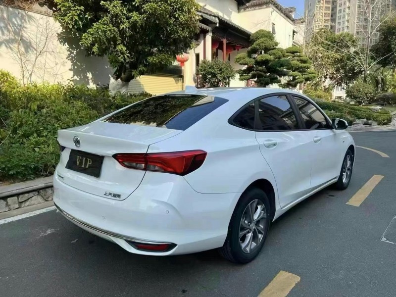 广州22年别克威朗7