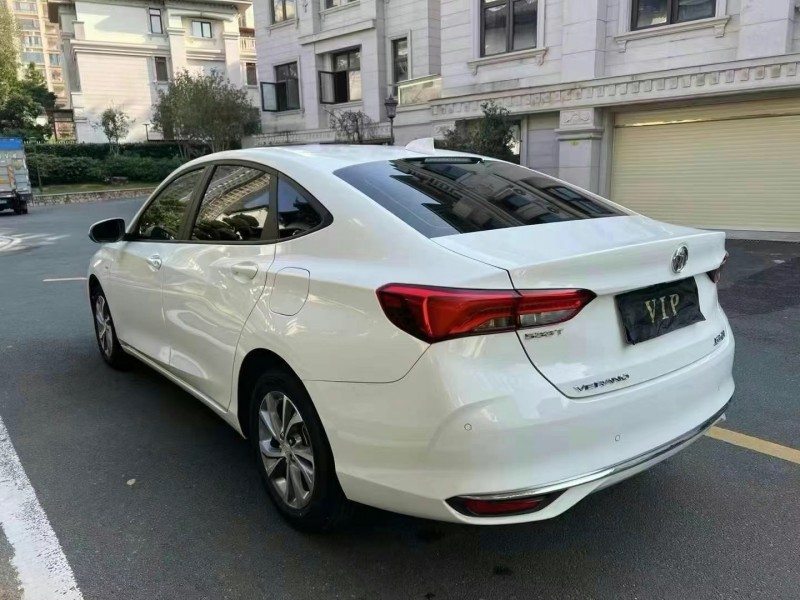 广州22年别克威朗8