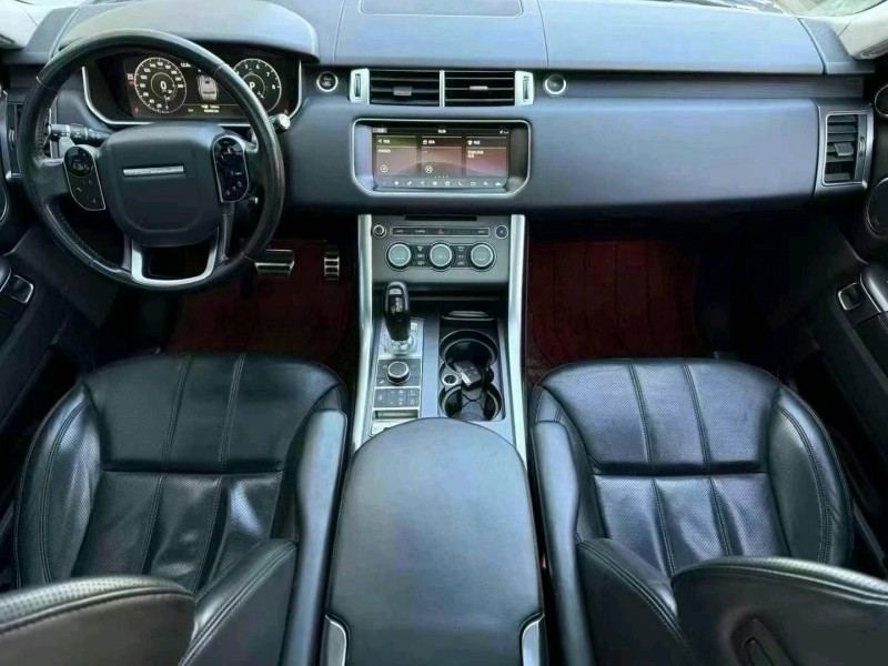 济宁17年路虎揽胜7