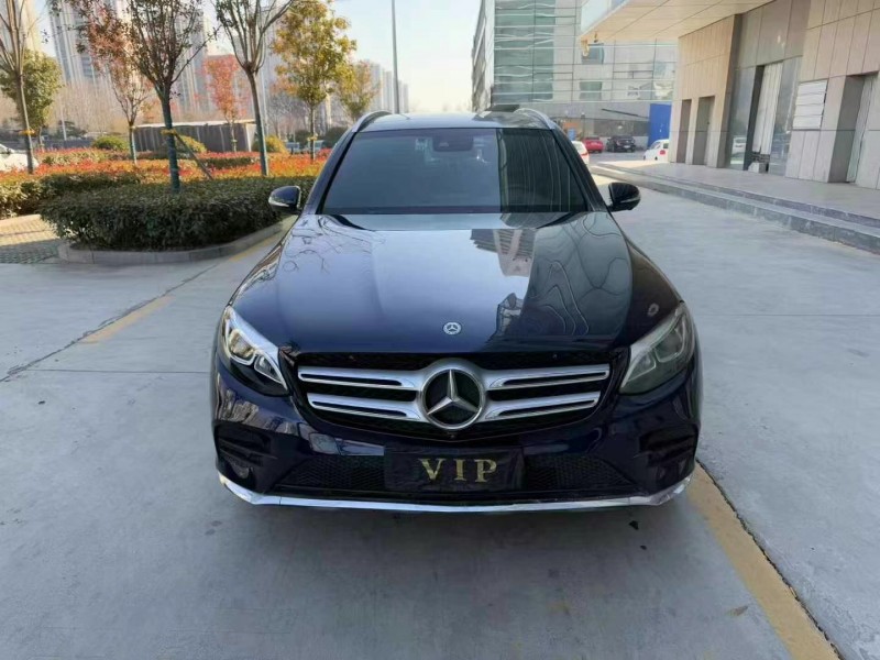 济宁17年奔驰GLC1