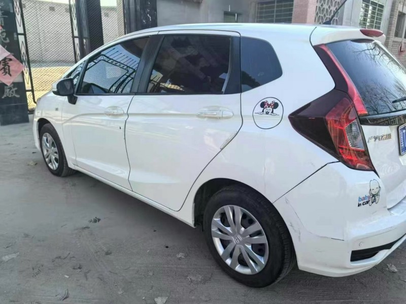 保定19年本田飞度5