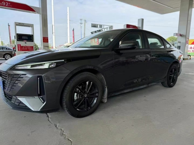 保定23年长安汽车逸达3