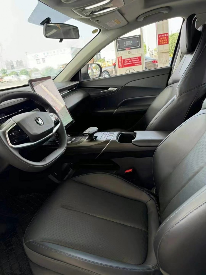 保定23年长安汽车逸达8