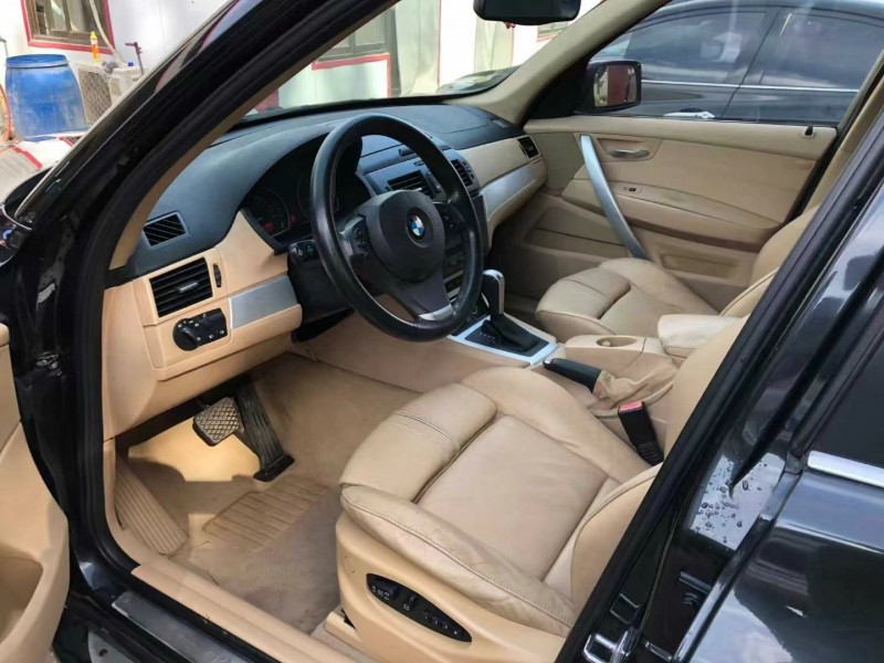 保定09年宝马X36