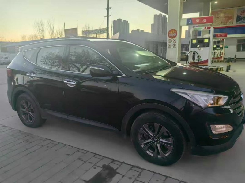 保定14年现代新胜达3