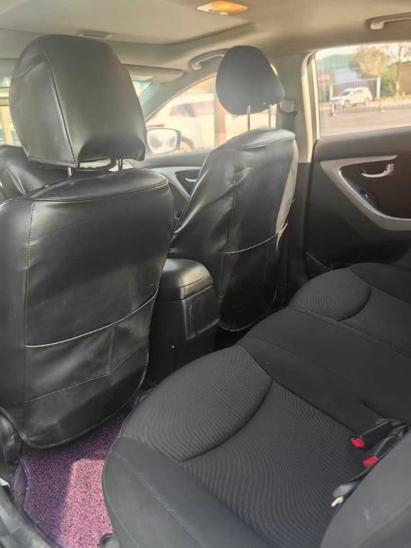 保定17年现代朗动6