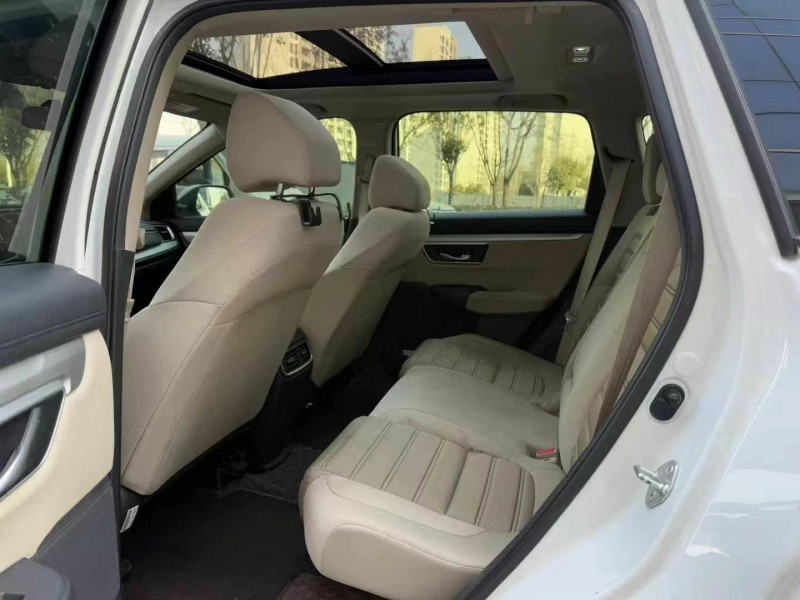济宁21年本田CRV5