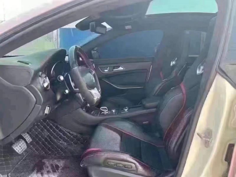 青岛18年奔驰AMG5