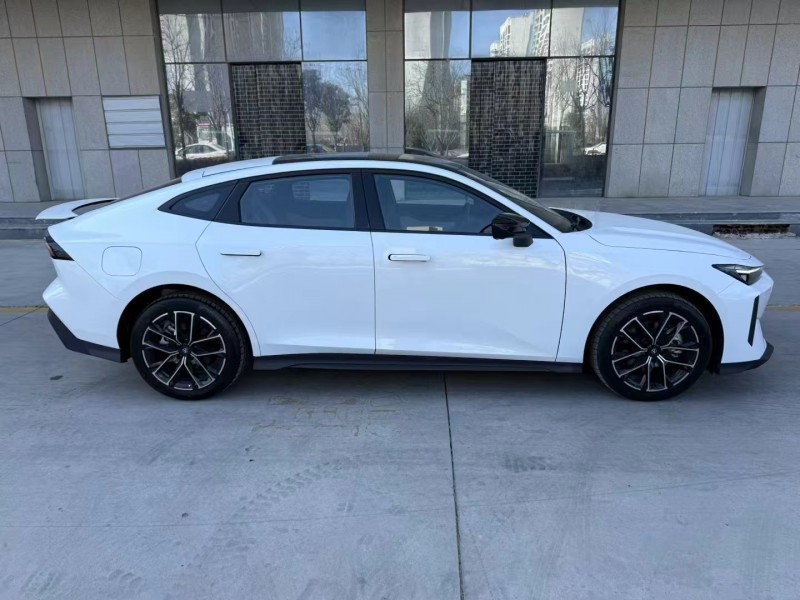 济宁25年长安汽车UNI8