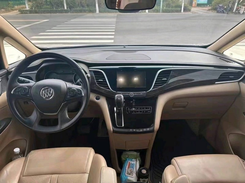 济宁18年别克GL89