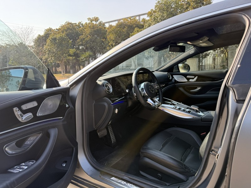 盐城22年奔驰AMG5