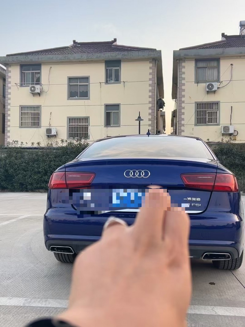 青岛17年奥迪A6L8