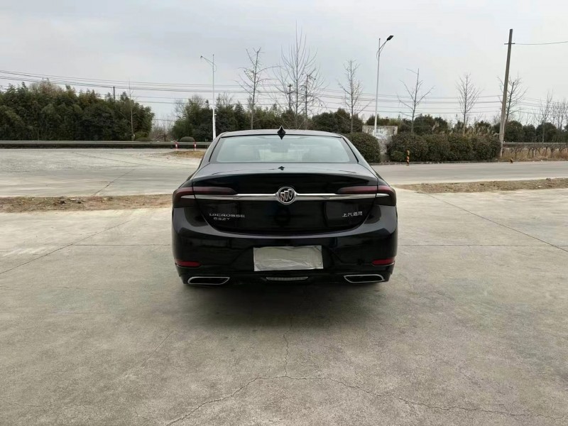 徐州21年别克君越9