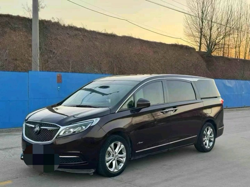 济宁17年别克GL82