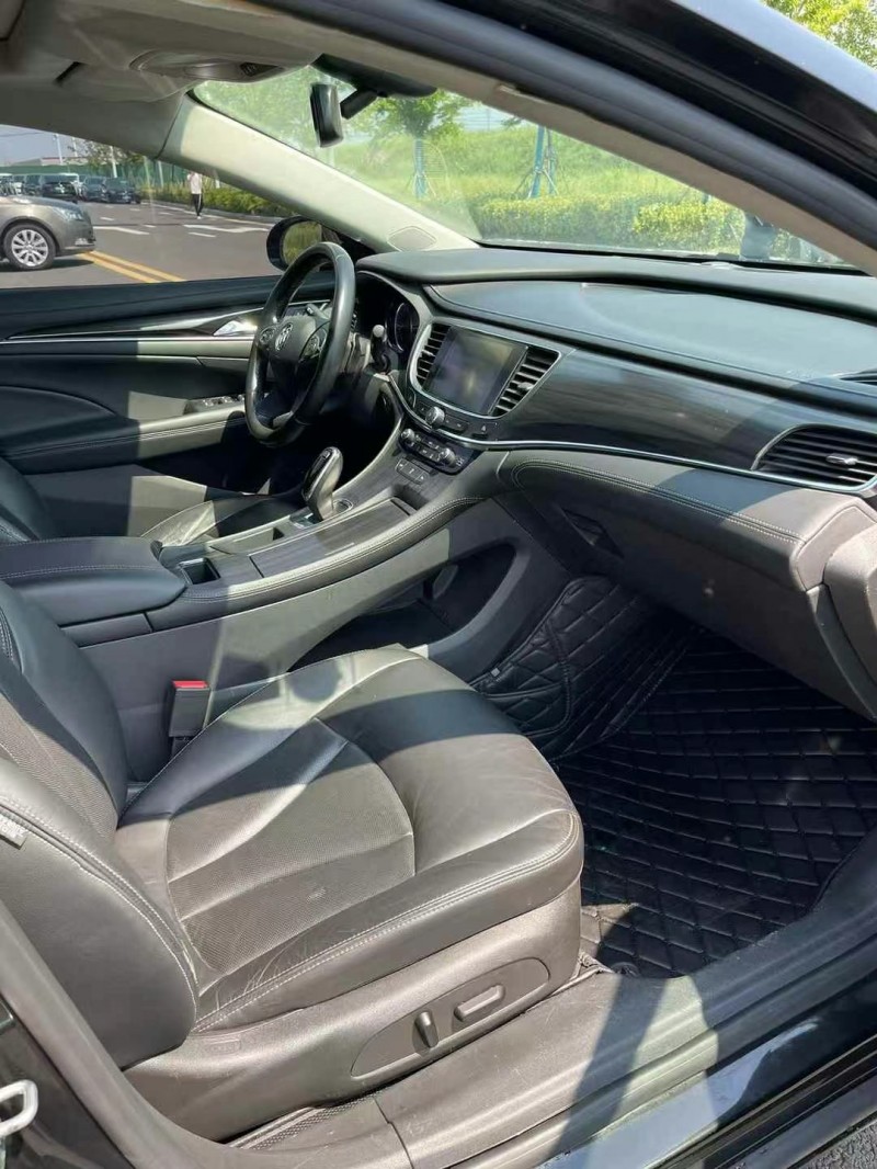 徐州18年别克君越8