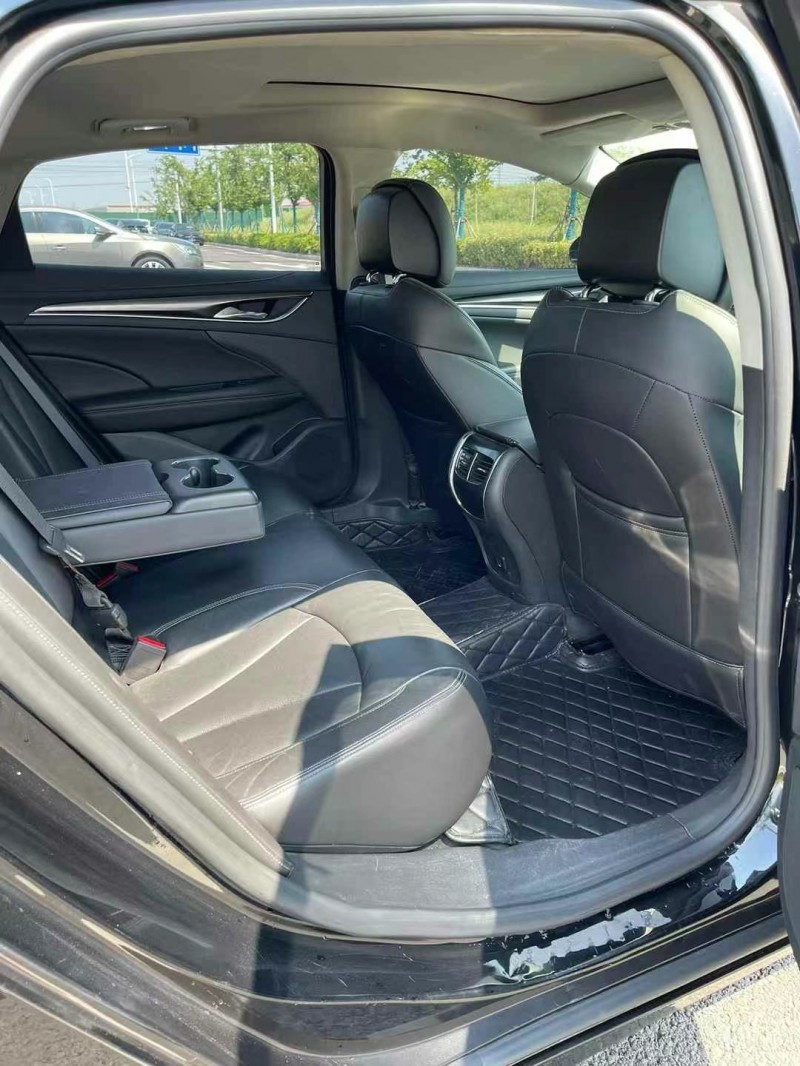 徐州18年别克君越9