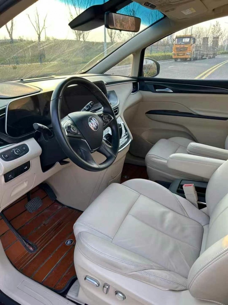 徐州22年别克GL83