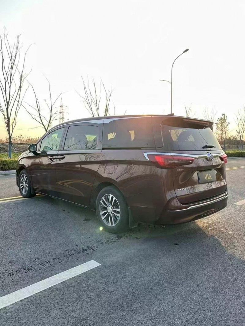 徐州22年别克GL85