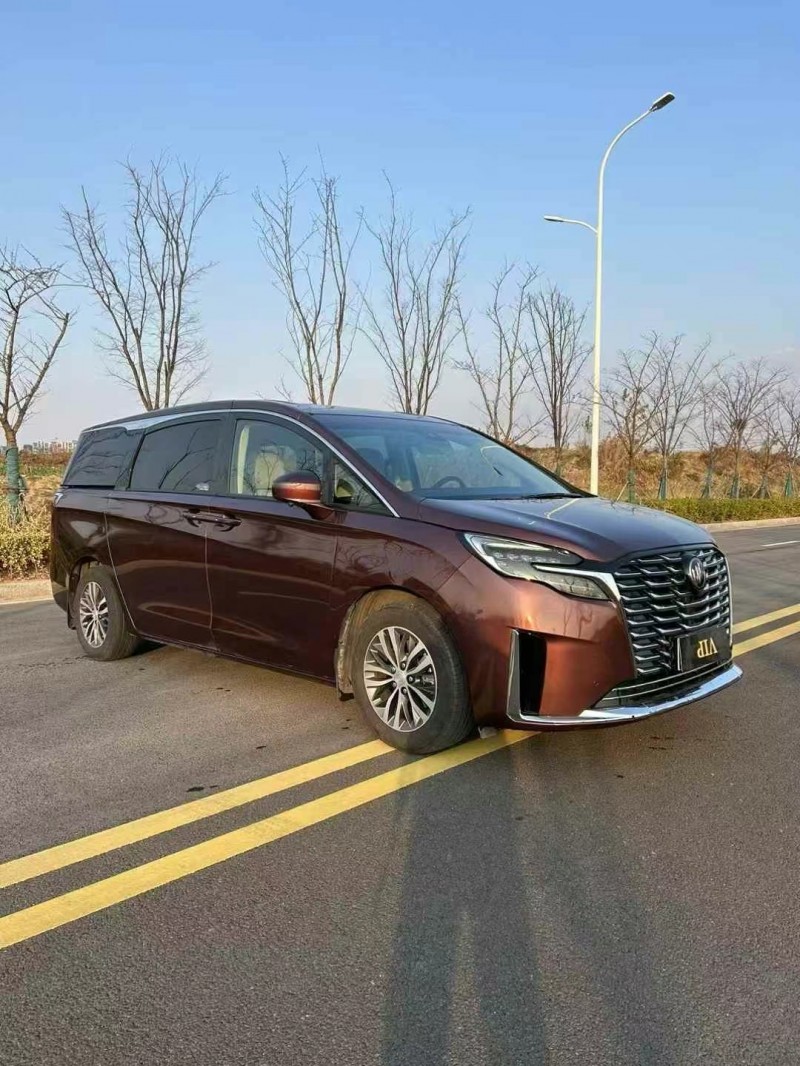 徐州22年别克GL89