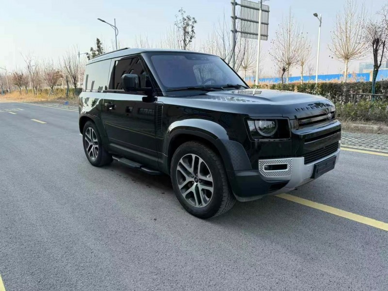 徐州23年路虎卫士2