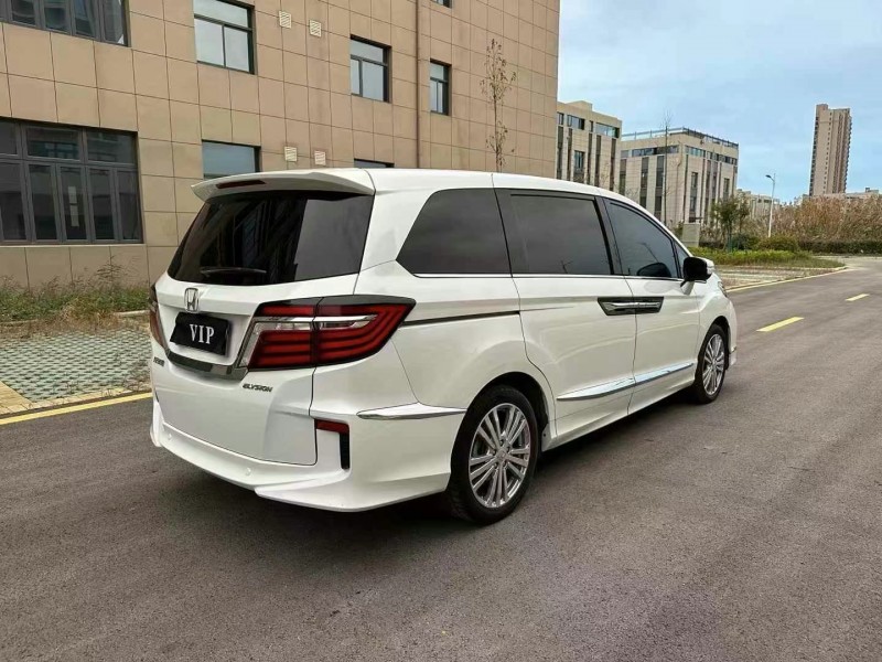 徐州20年本田艾力绅7