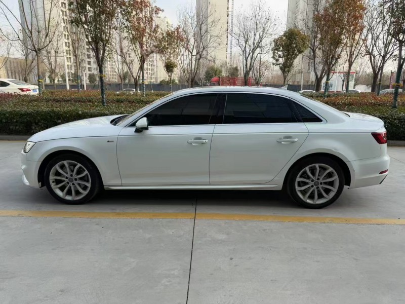 济宁17年奥迪A4L7