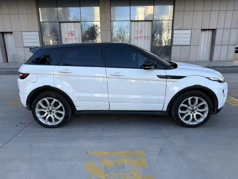 济宁12年路虎极光8