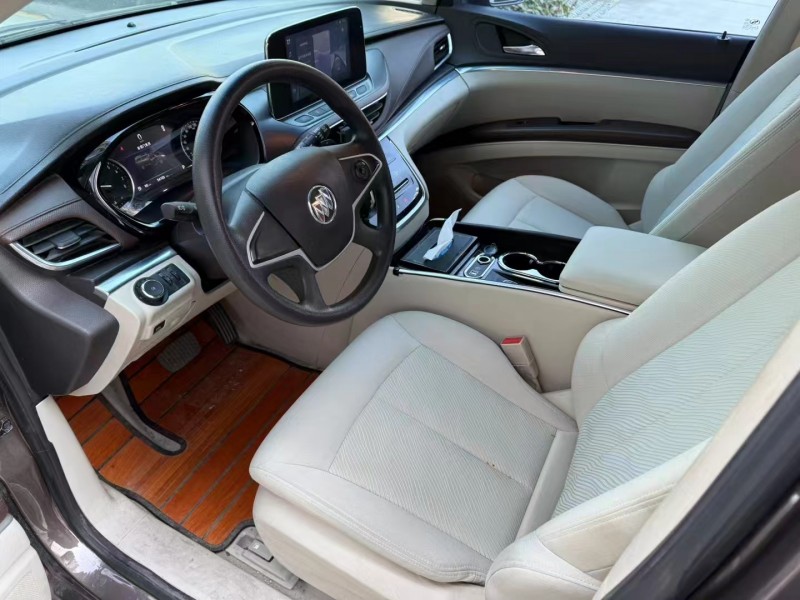 济宁20年别克GL84