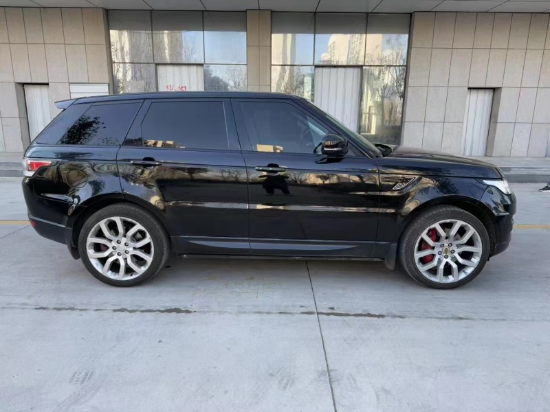 济宁14年路虎揽胜运动8