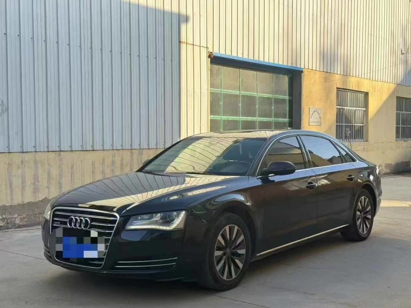 青岛12年奥迪A8L2