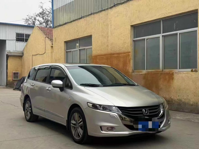 青岛11年本田奥德赛3