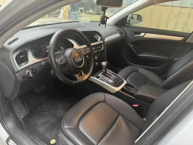 青岛13年奥迪A4L4