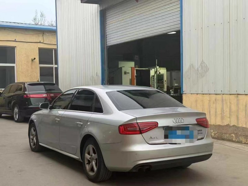 青岛13年奥迪A4L7