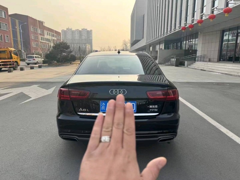 济宁19年奥迪A6L4