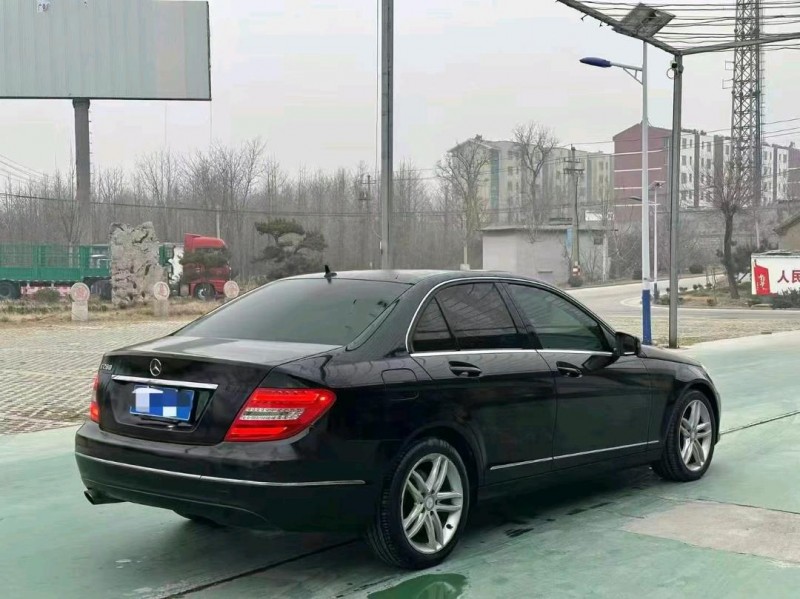 枣庄13年奔驰C6