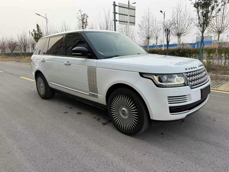 徐州19年路虎揽胜行政3
