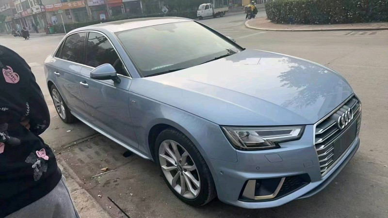 济宁19年奥迪A4L2