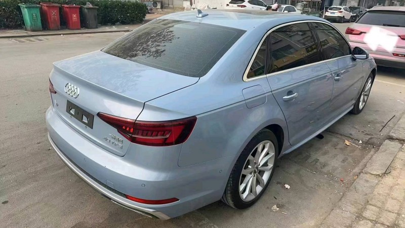 济宁19年奥迪A4L3