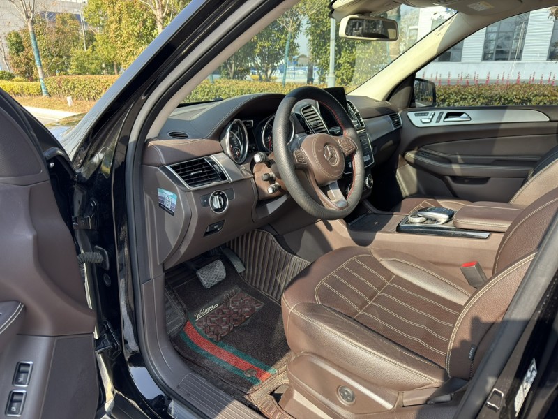盐城19年奔驰GLS4