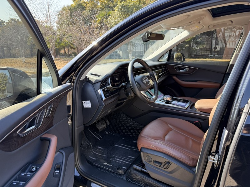 盐城20年奥迪Q74