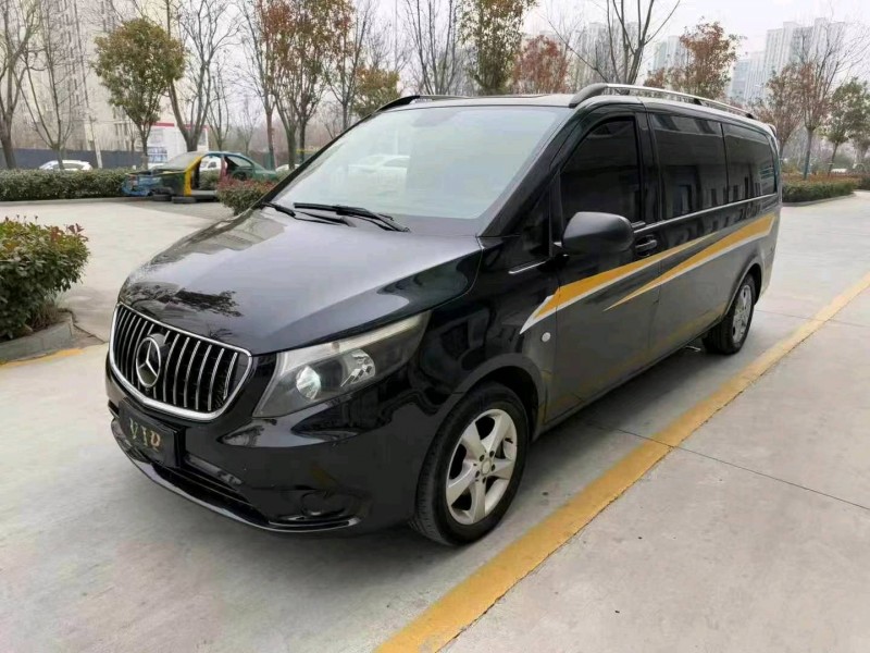 盐城18年奔驰威霆2