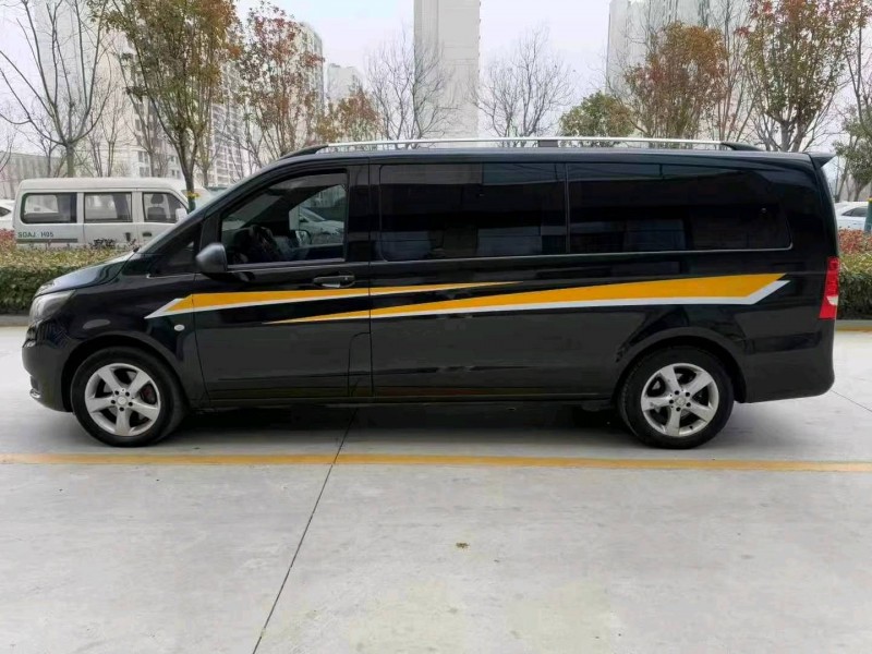 盐城18年奔驰威霆4