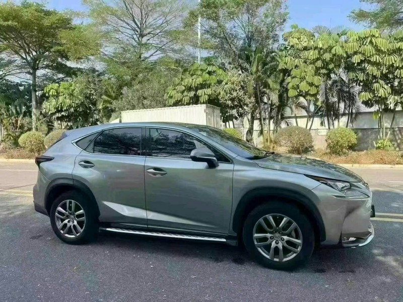 佛山15年雷克萨斯NX2