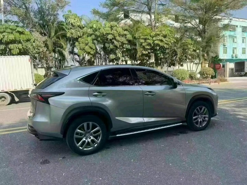佛山15年雷克萨斯NX9