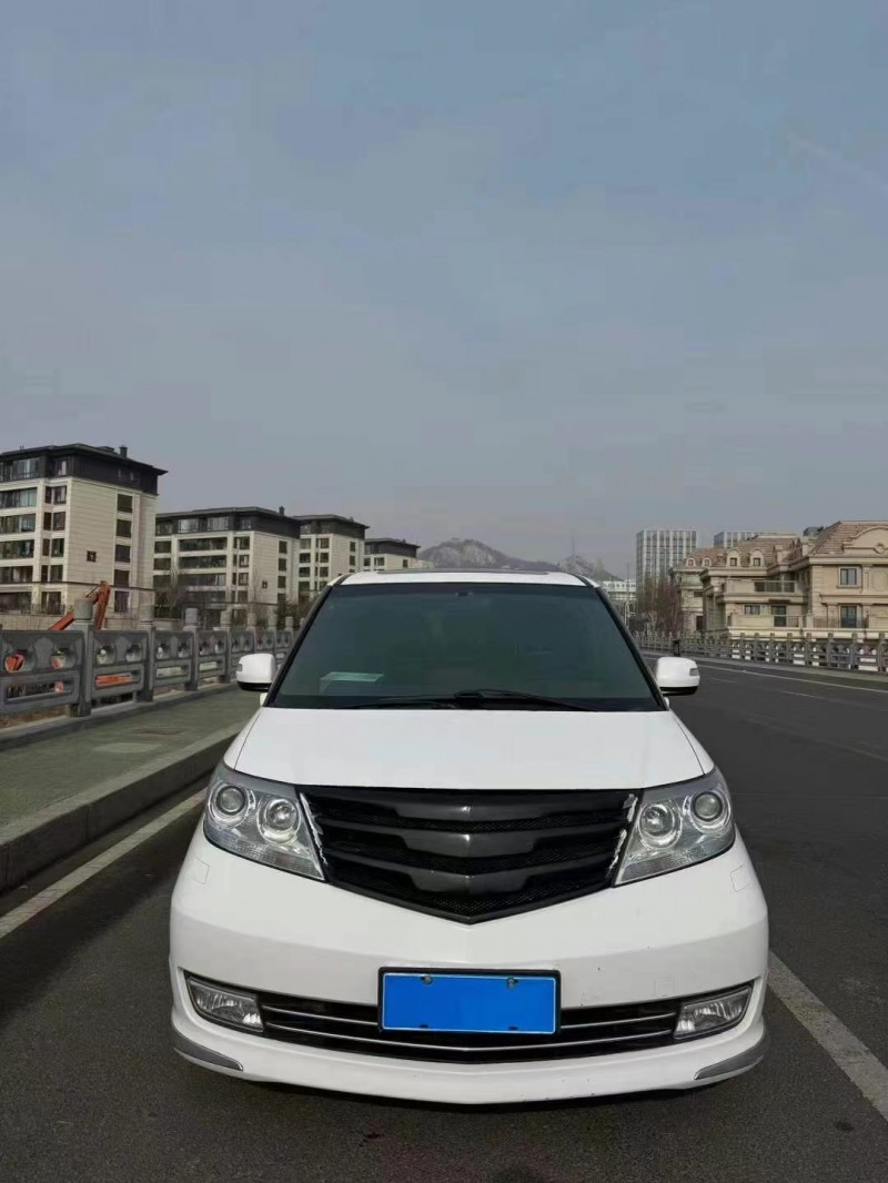 青岛13年本田艾力绅1