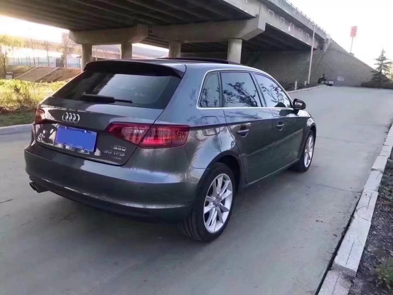 青岛15年奥迪A37