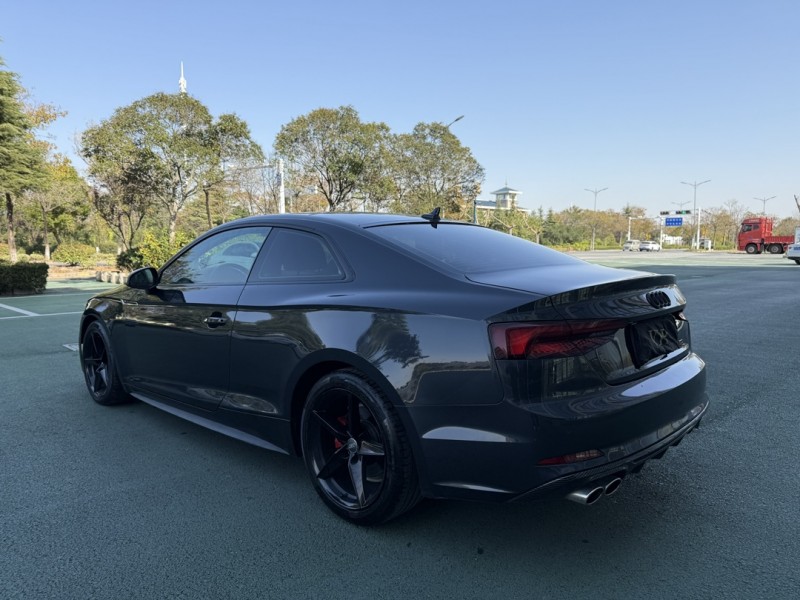 盐城19年奥迪A55