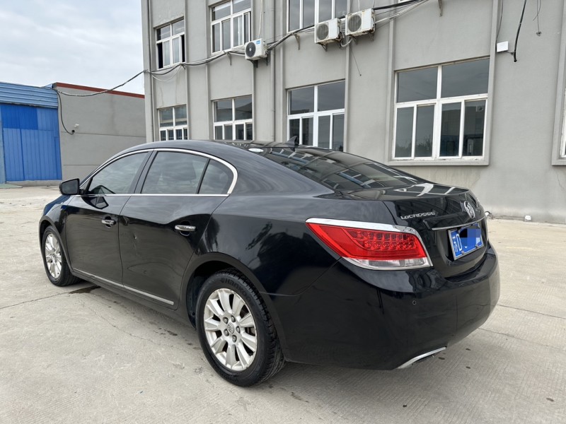 盐城12年别克君越4