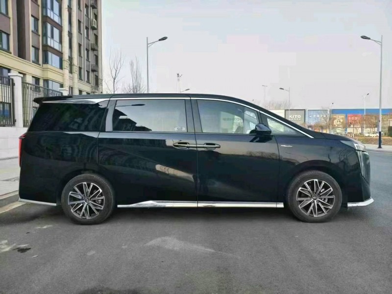 保定23年传祺M83